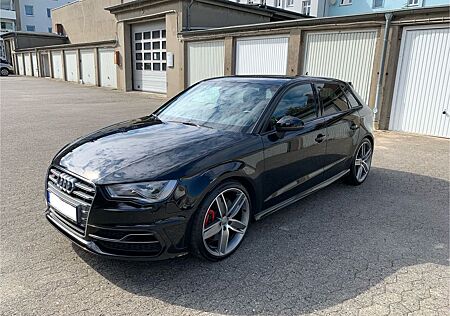 Audi S3 2.0 TFSI S tronic quattro Sportback -