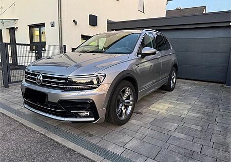 VW Tiguan Volkswagen 2.0 TDI Highline R-Line Matrix LED