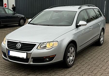 VW Passat Variant Volkswagen Passat Trendline 4Motion ~ SHZ ~ Klima ~ AHK