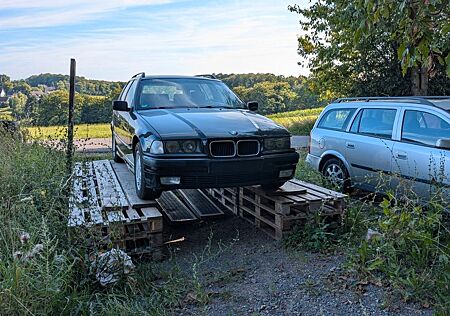 BMW 320i touring