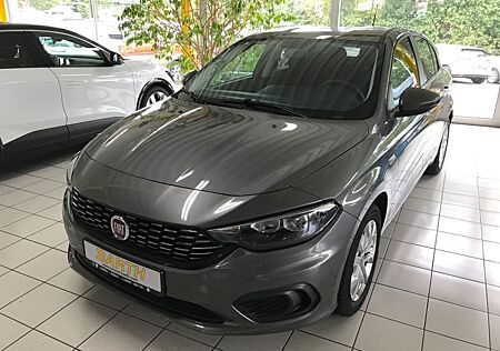 Fiat Tipo 1.4 T-Jet EASY