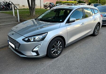 Ford Focus 1,5 EcoBlue Diesel Euro-6 Navi LED