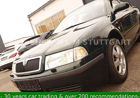 Skoda Octavia ELEGANCE Automaic >SHZ>PDC>AC >orig.KM