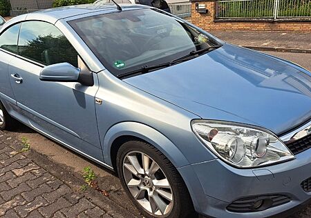 Opel Astra 1.8 twintop Cosmo