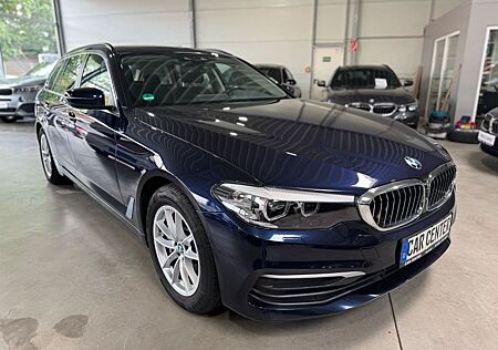 BMW 530 i Touring Navi|LED|SHZ|StandHZ|360°|AHK|Pano