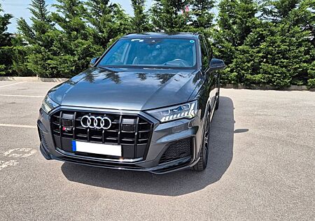 Audi SQ7 TFSI, LASER