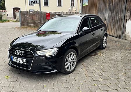 Audi A3 35 TDI S tronic Sportback AHK Automatik