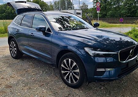 Volvo XC 60 XC60 B4 D AWD Core / Mild Hybrid /