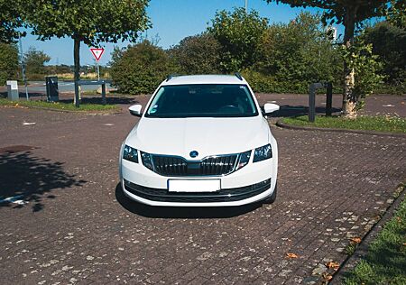 Skoda Octavia 1.0 TSI Style Combi Garagenwagen