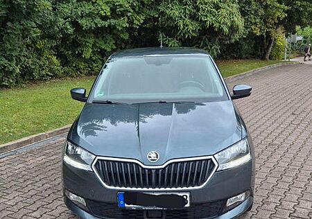 Skoda Fabia in neue Hände abzugeben
