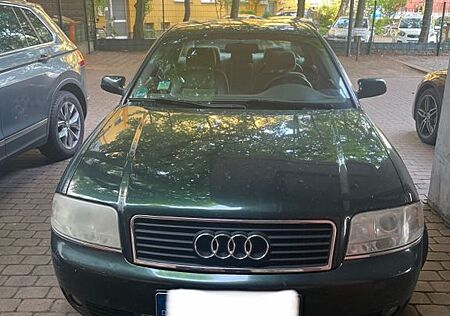 Audi A6 2.4 tiptronic quattro -