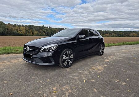 Mercedes-Benz A 160 gebraucht kaufen Mercedes-Benz A 160 Activity Edition - Service NEU