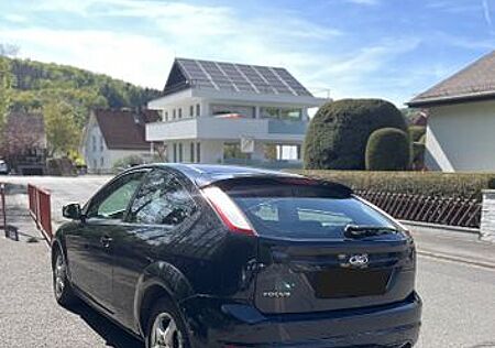 Ford Focus Tüv Neu Schräghecklimousine 74PS