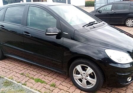 Mercedes-Benz B 170 BlueEFFICIENCY -