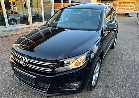 VW Tiguan Volkswagen 2.0 TDI 4MOTION SPORT *PANORAMA/PDC/AHK*