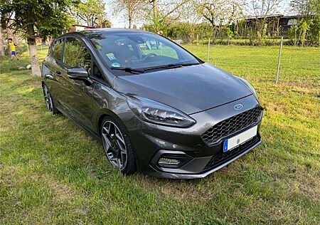 Ford Fiesta ST 1.5L, Styling u. Perf. Paket B&O,