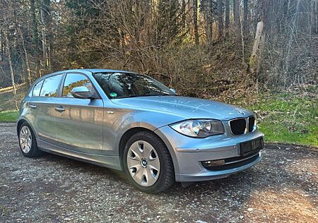 BMW 116 /2. Hand/Service neu/8-fach/124.600km/Sauber
