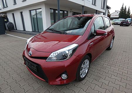 Toyota Yaris Hybrid Club 1,5 Lim. Navi Alu Rot Met.