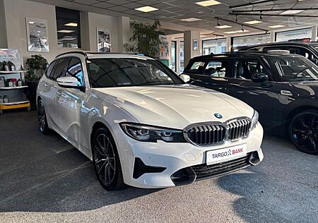 BMW 320 d Touring Sport Line+Panorama+Himmel schwarz