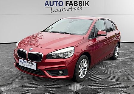 BMW 218i Active Tourer-UNFALLFREI-SERVICE NEU-NAVI