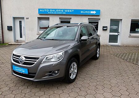 VW Tiguan Volkswagen Sport & Style 4Motion*Navi*Kamera*Pano*