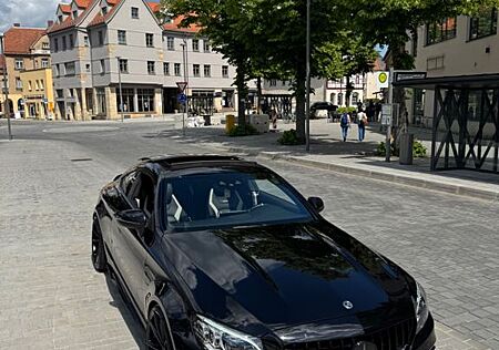 Mercedes-Benz C 63 AMG Mercedes-AMG C 63 S Autom. Mercedes...
