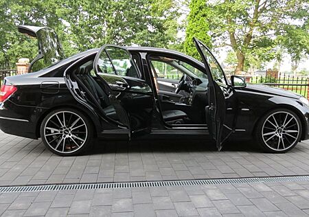 Mercedes-Benz C 180 C -Klasse Lim. CGI-19 ZOLL-AVANTGARDE