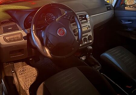 Fiat Punto 1.4 16V Dynamic Dynamic