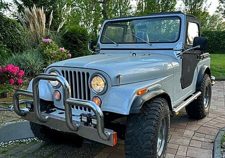 Jeep CJ 5