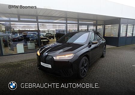 BMW iX gebraucht kaufen BMW iX M60 AHK PANO Sky Lounge Integral Aktivlenkung
