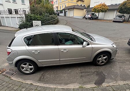 Opel Astra 1.8 Elegance Elegance