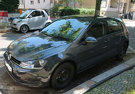 VW Golf Volkswagen 1.2 TSI 63kW BMT Trendline Trendline