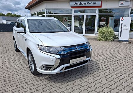 Mitsubishi Outlander 2.4 PLUG-IN HYBRID 4WD Plus Spirit