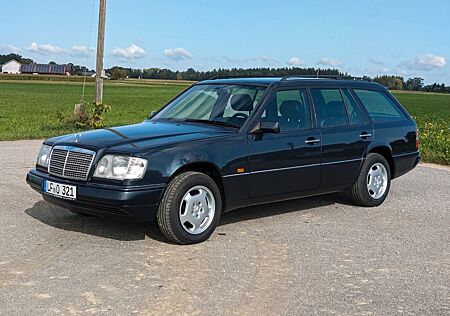 Mercedes-Benz E 280
