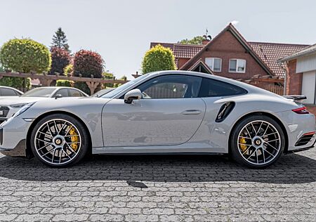 Porsche 911 Urmodell 911 Turbo S 991.2/PDK/Keramik/ACC/Pano/Burmester