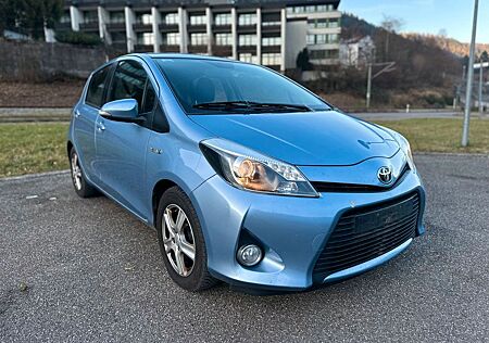 Toyota Yaris Hybrid Club