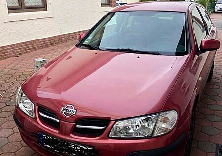 Nissan Almera Comfort 1.5I Comfort