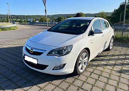 Opel Astra 1.6 Turbo Edition 132kW Edition