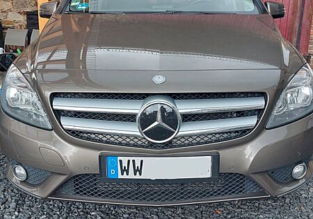 Mercedes-Benz B 200 CDI -