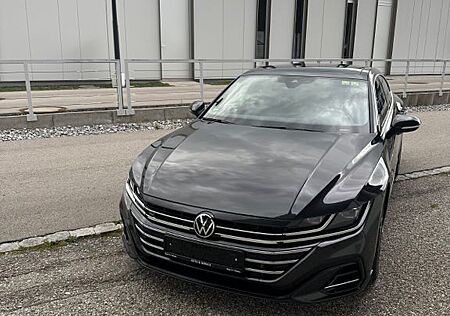 VW Arteon Volkswagen 2.0 TSI OPF 140kW DSG R-Line R-Line