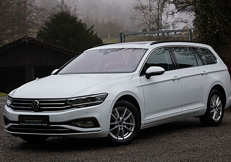 VW Passat Variant Volkswagen Passat 2.0 TDI Variant/PANO/TRAVEL+SIDE/AHK/1HAN