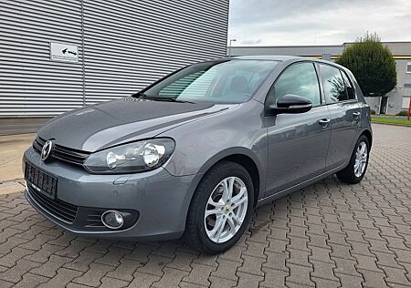 VW Golf Volkswagen . 1.2.TSI. Style. PDC.