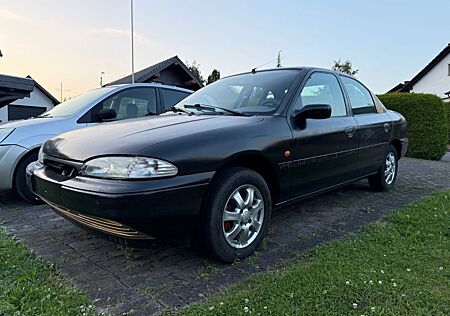 Ford Mondeo 1.6 16V 65 kW 1994