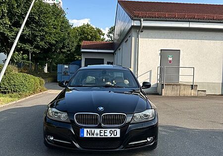 BMW 325i Edition Lifestyle Navi/Leder/Xenon/SHZ/SD
