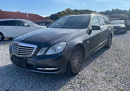 Mercedes-Benz E 220 E -Klasse T-Modell cdi