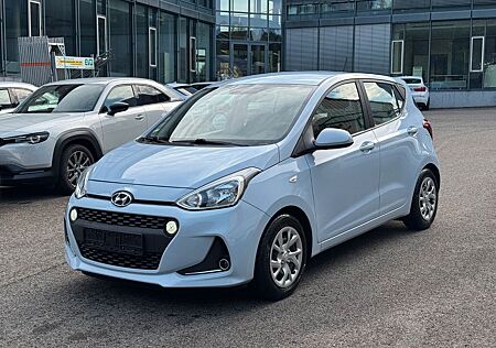 Hyundai i10 YES! Plus..Navi..