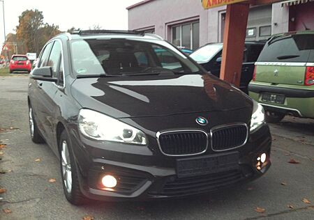 BMW 218i 218 Baureihe 2 Active Tourer Pano* Gepflegt