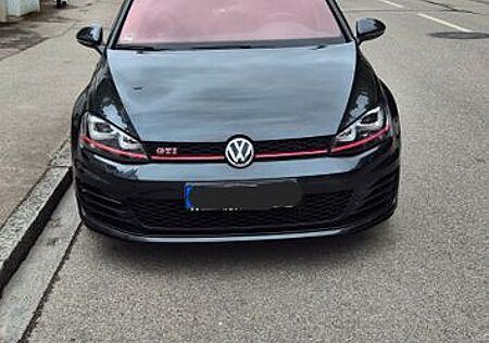VW Golf Volkswagen 2.0 TSI BMT GTI Performance GTI Performance