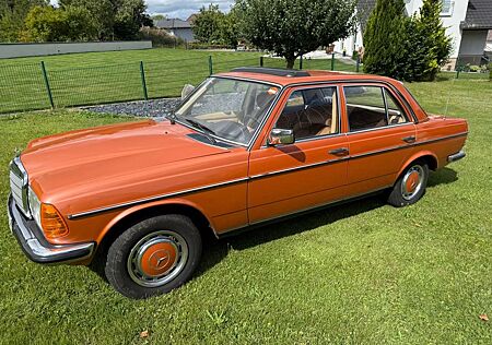 Mercedes-Benz E 280 Bj.1982 Oldtimer
