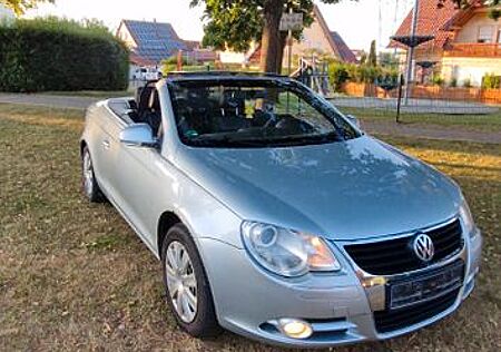 VW Eos Volkswagen 2.0 FSI Standard